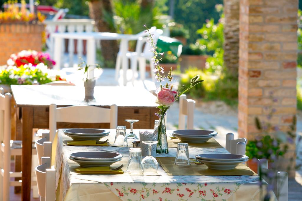 La Panoramica Country House San Benedetto del Tronto Exterior photo