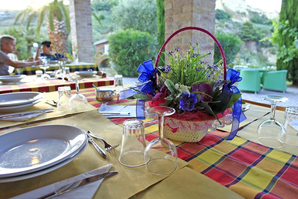 La Panoramica Country House San Benedetto del Tronto Exterior photo